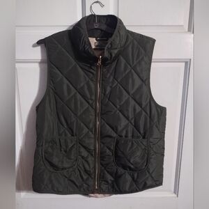 Market & Spruce Quilted Vest Olive Green with gold accents sz XL